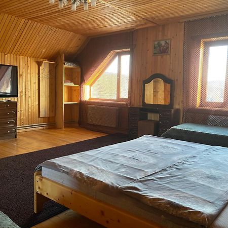 Під Явором Apartment วอรอคตา ภายนอก รูปภาพ
